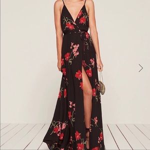 Callalily Wrap Floral Maxi Dress Black Hibiscus